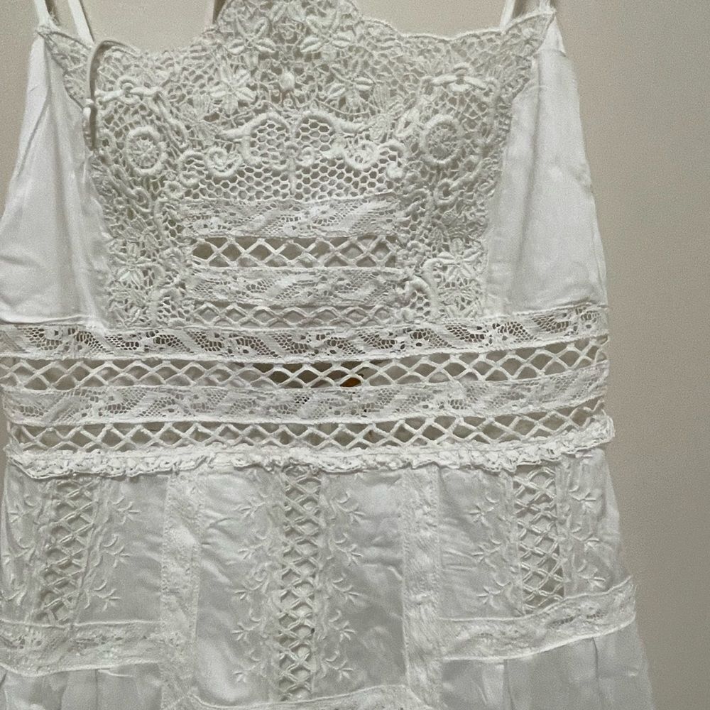 NWT Free People Taya Romper white lace halter size 0
Retail $198 - Picture 7 of 13